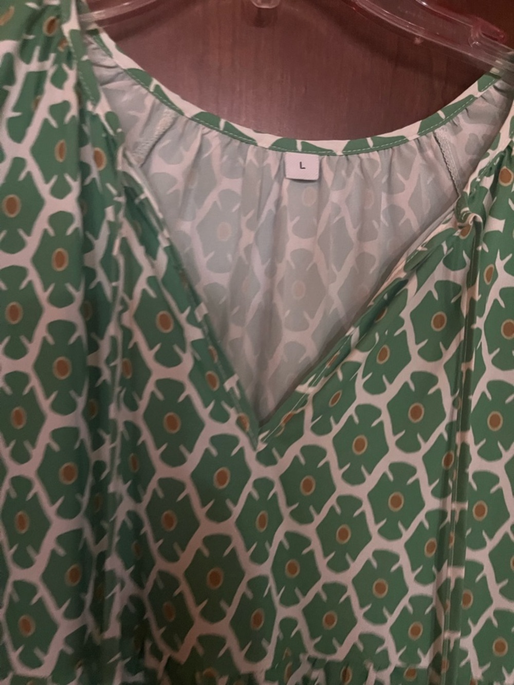 Green and White Floral Print V-Neck Blouse